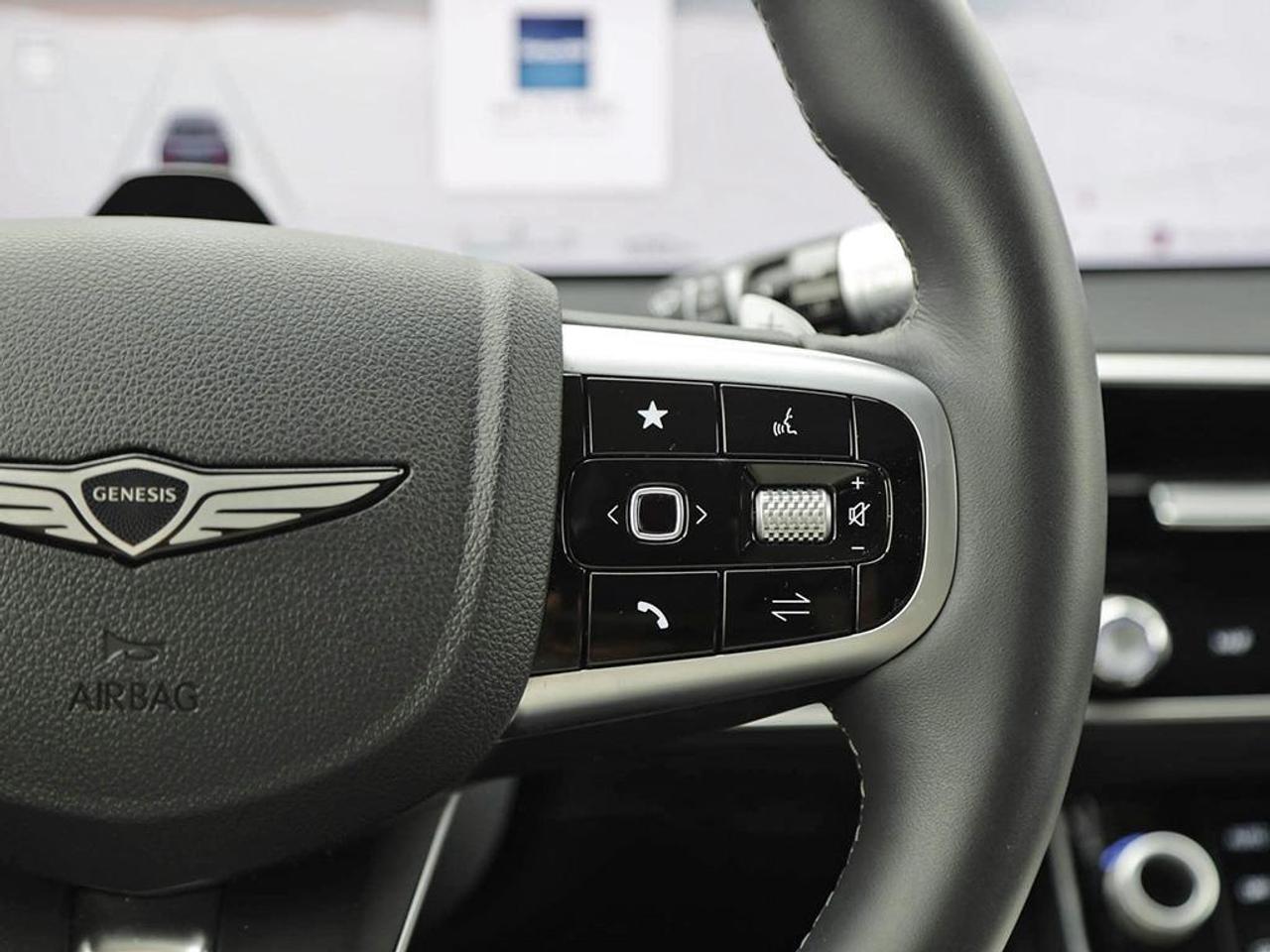 2026 Genesis GV70  Photo