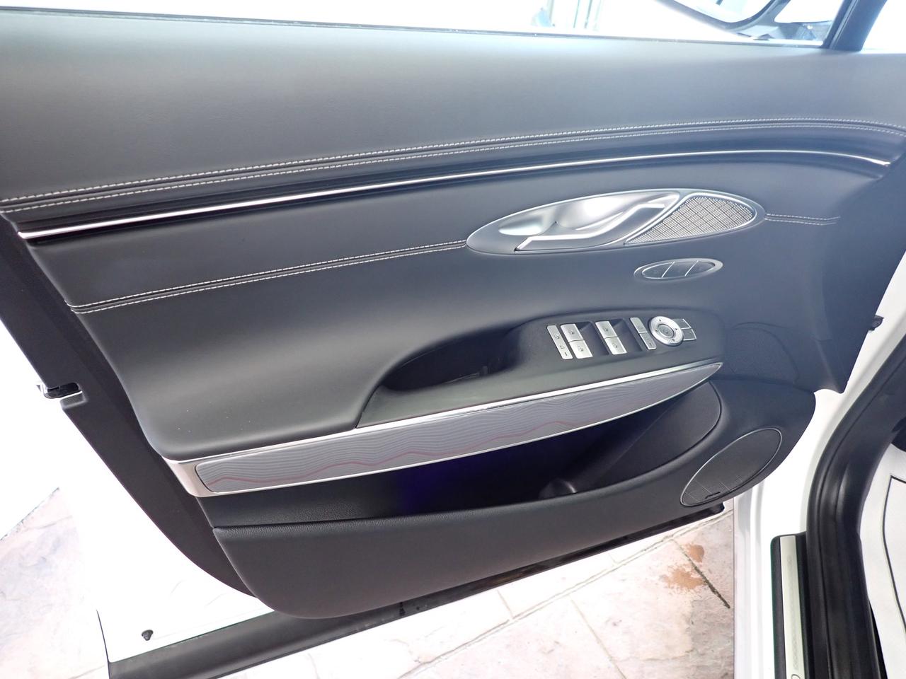 2025 Genesis GV70 2.5T Advanced Plus AWD LEATHER NAVI SUNROOF Photo