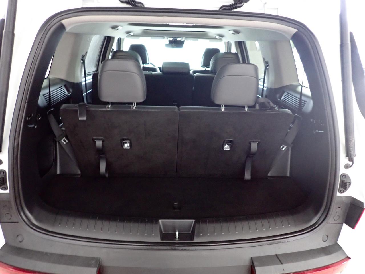 2025 Hyundai Santa Fe Luxury AWD 8PASS LEATHER NAVI SUNROOF Photo4