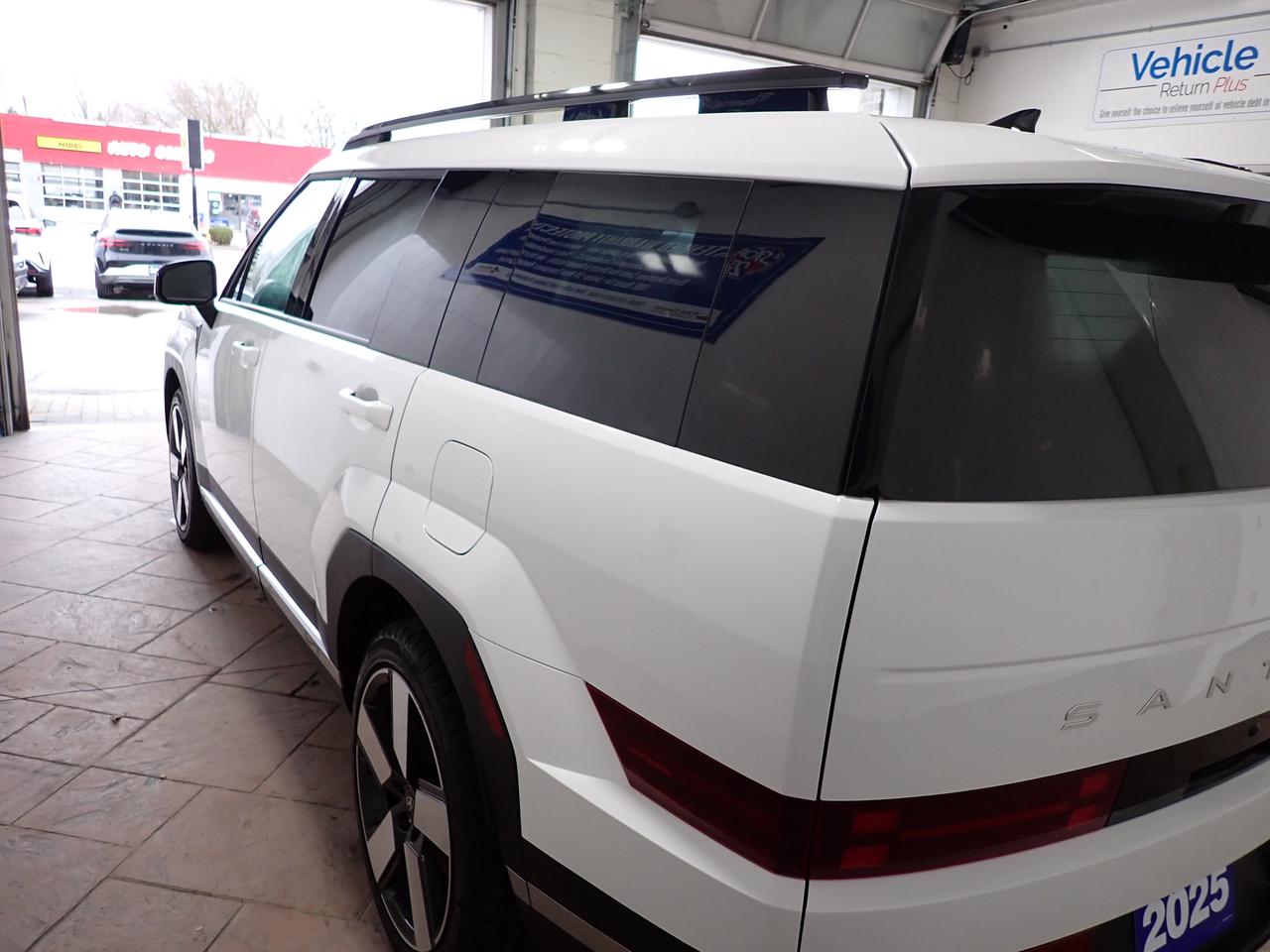 2025 Hyundai Santa Fe Luxury AWD 8PASS LEATHER NAVI SUNROOF Photo