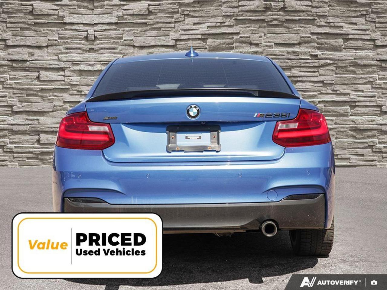 2016 BMW M235 i xDrive 2dr All-Wheel Drive Coupe Photo4