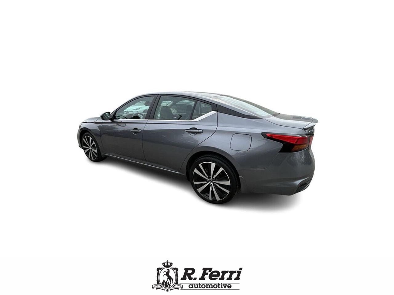2021 Nissan Altima 2.5 SR All-Wheel Drive Sedan Photo