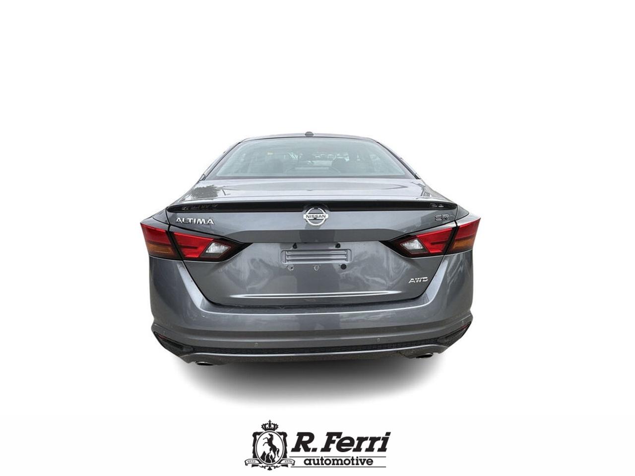 2021 Nissan Altima 2.5 SR All-Wheel Drive Sedan Photo