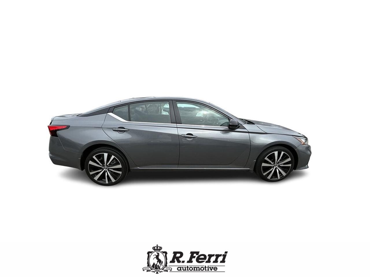 2021 Nissan Altima 2.5 SR All-Wheel Drive Sedan Photo