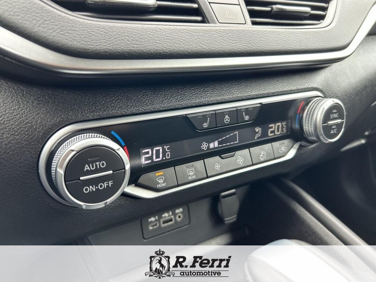 2021 Nissan Altima 2.5 SR All-Wheel Drive Sedan Photo
