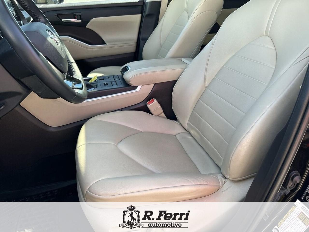 2021 Toyota Highlander XLE 4dr All-wheel Drive Photo