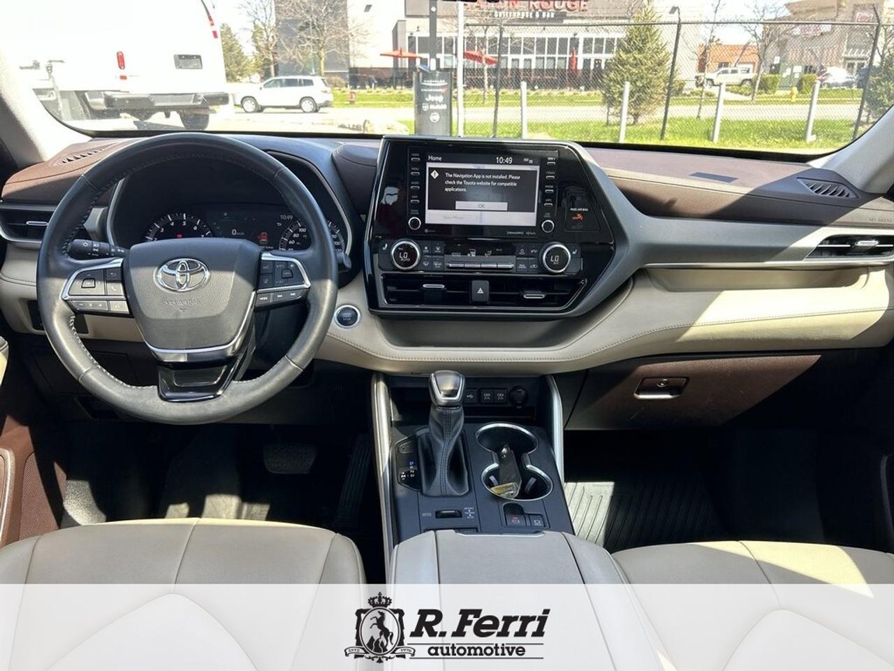2021 Toyota Highlander XLE 4dr All-wheel Drive Photo