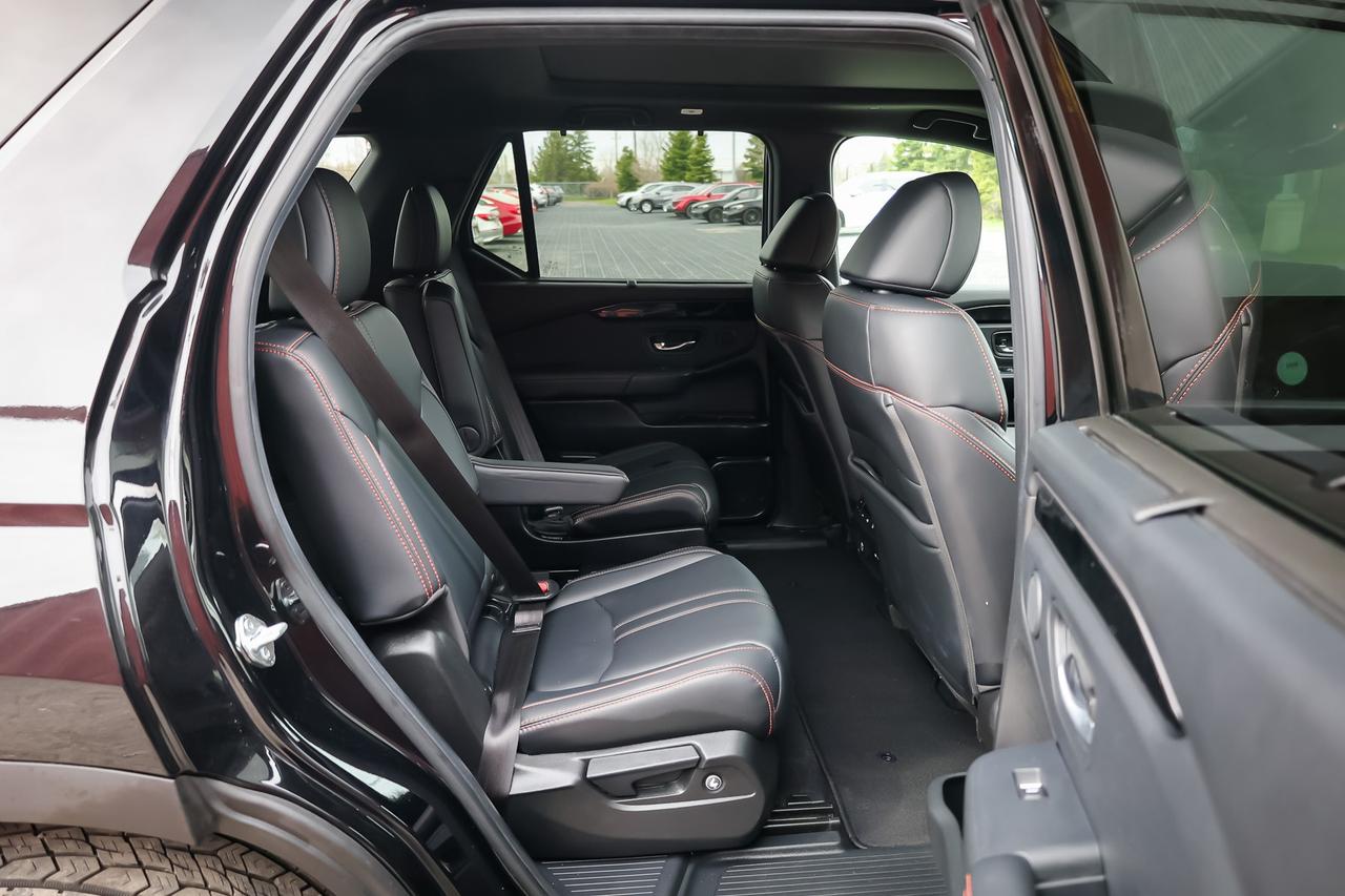 2025 Honda Pilot TrailSport 4dr All-Wheel Drive Photo