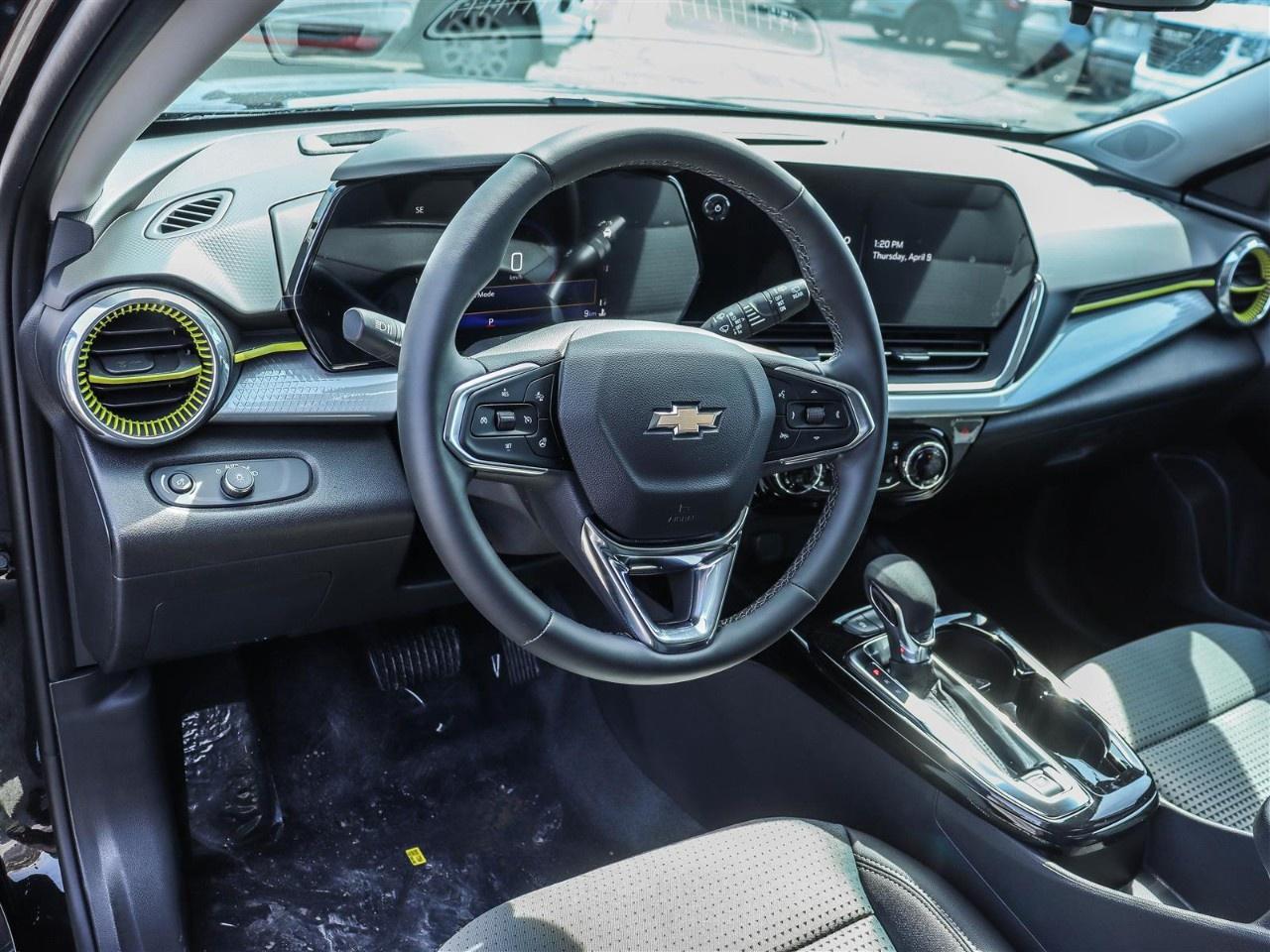2026 Chevrolet Trax Fwd 4dr Lt Photo