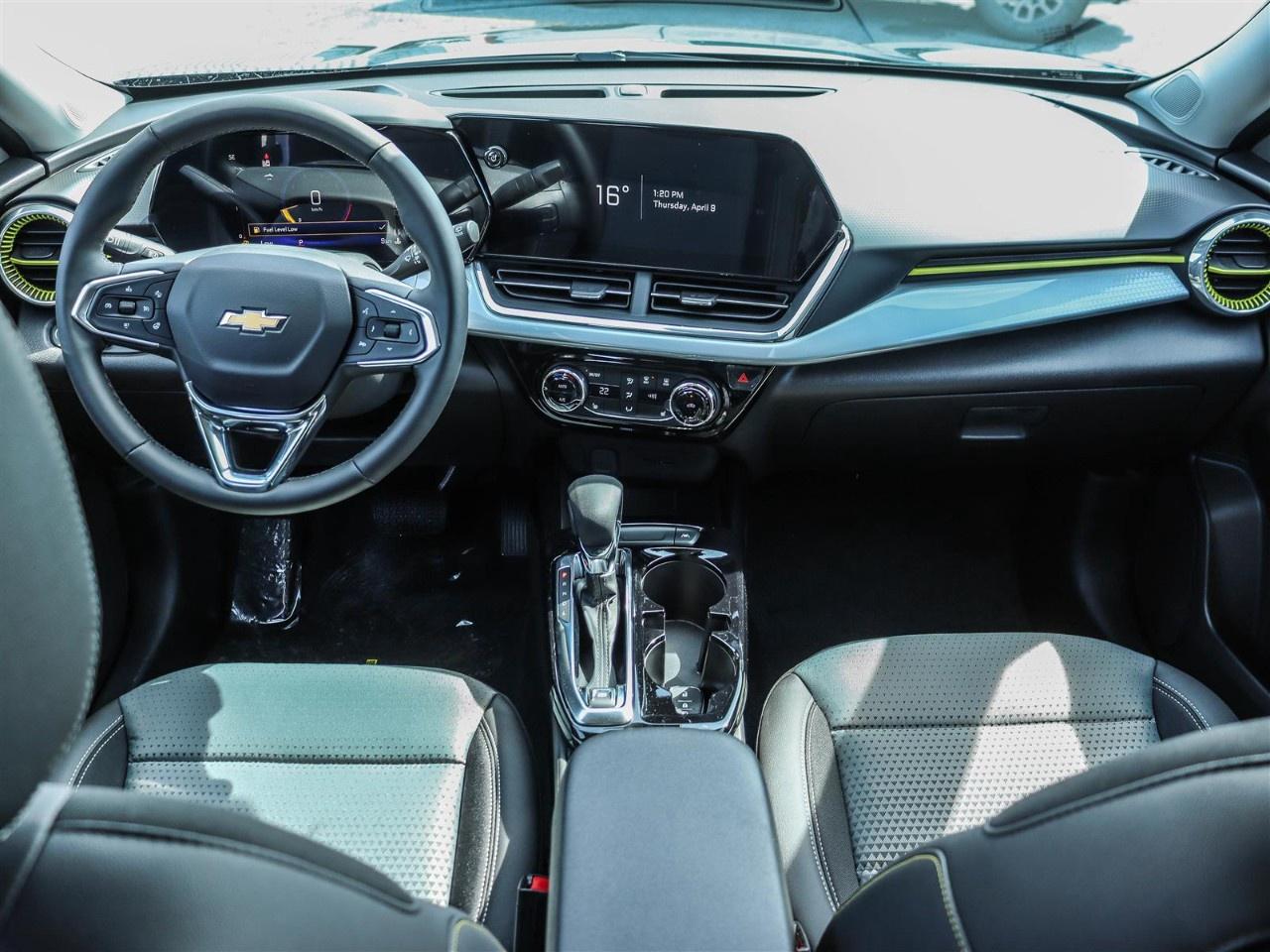 2026 Chevrolet Trax Fwd 4dr Lt Photo