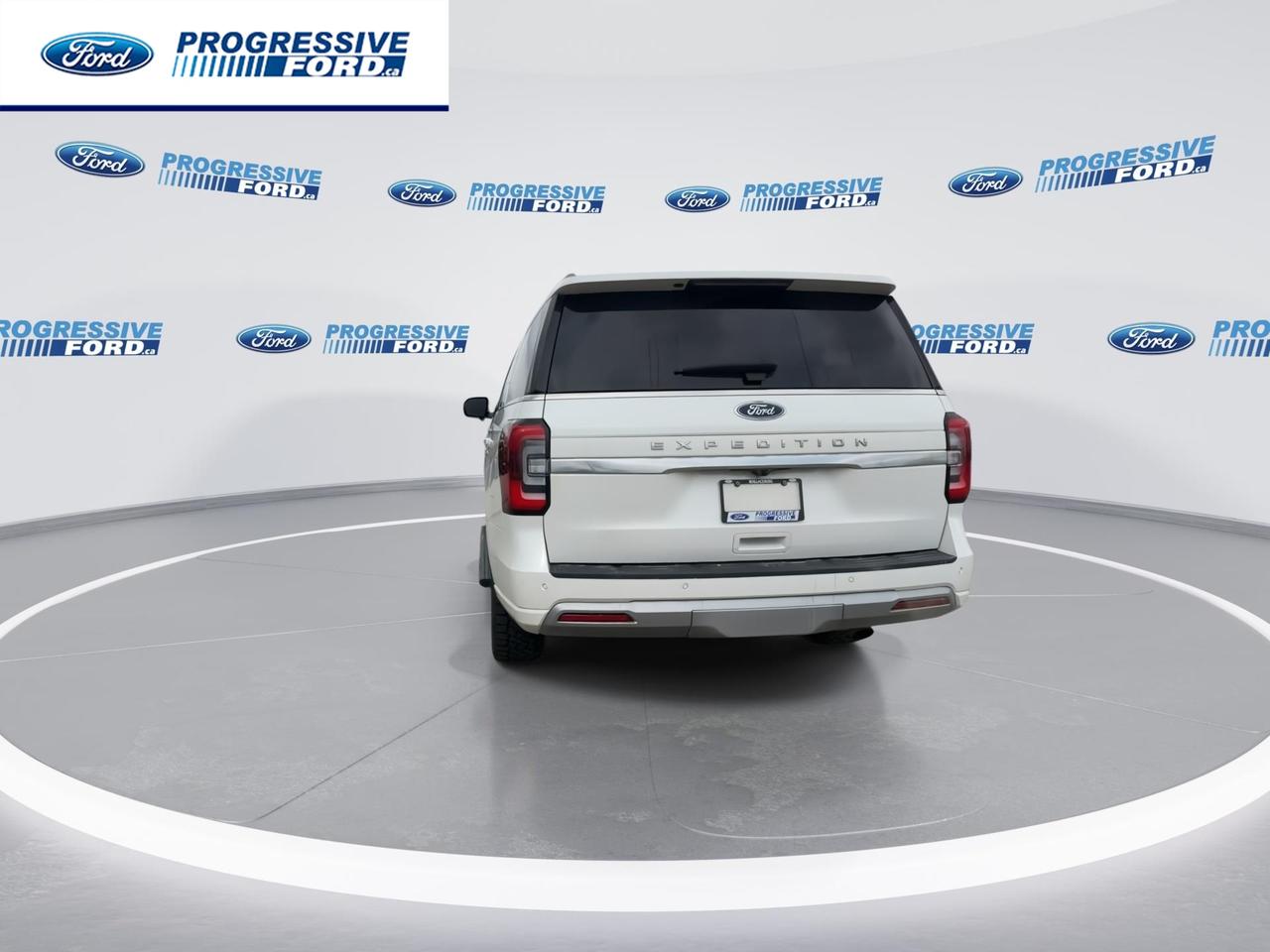 2024 Ford Expedition Max Platinum 4dr 4x4 Photo