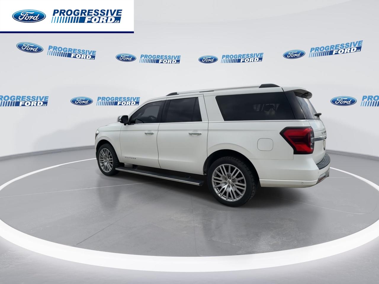 2024 Ford Expedition Max Platinum 4dr 4x4 Photo