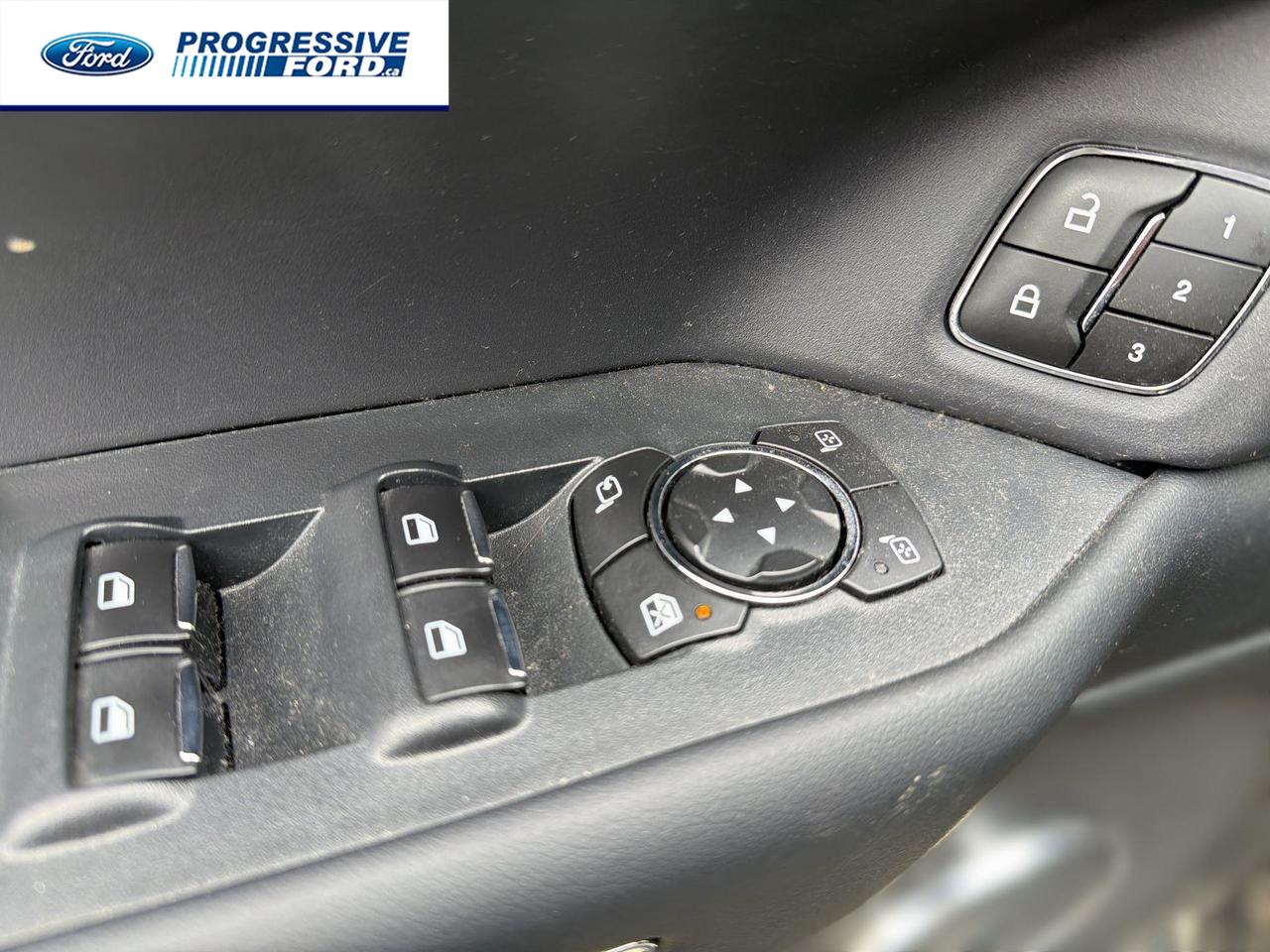 2024 Ford Expedition Max Platinum 4dr 4x4 Photo