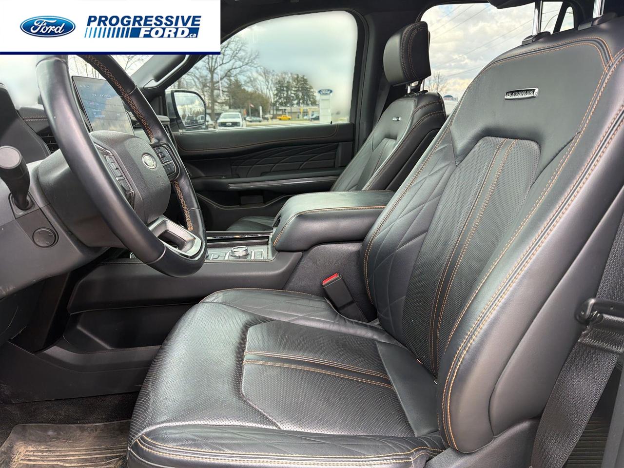 2024 Ford Expedition Max Platinum 4dr 4x4 Photo