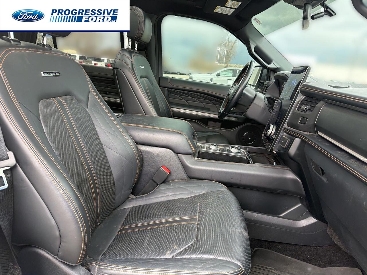 2024 Ford Expedition Max Platinum 4dr 4x4 Photo