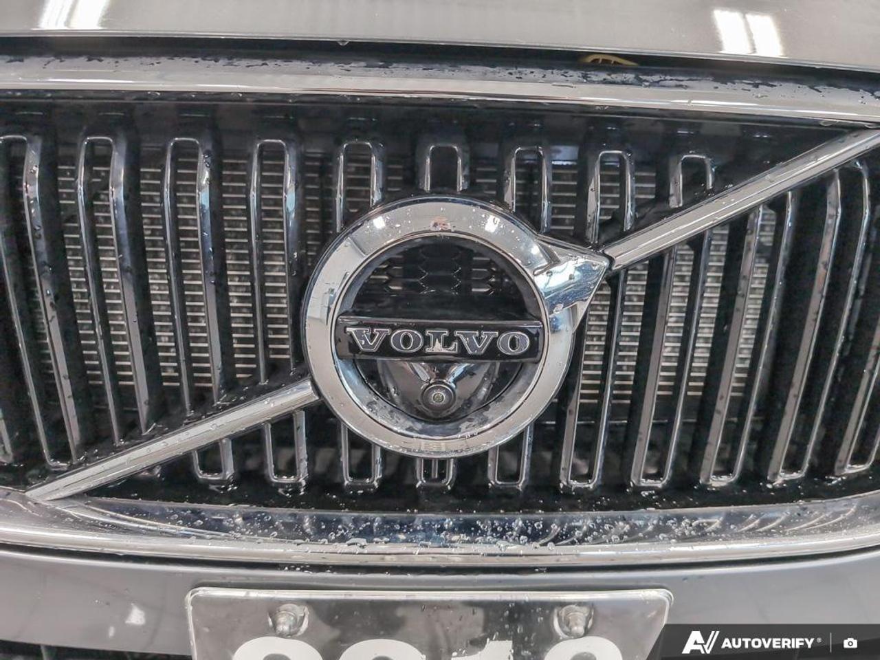 2019 Volvo XC60 T6 Momentum 4dr All-Wheel Drive Photo