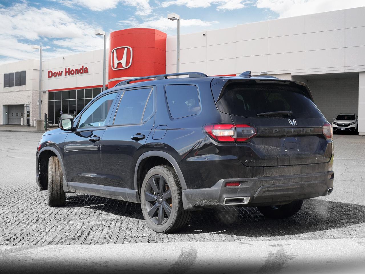 2025 Honda Pilot Black Edition 4dr All-Wheel Drive Photo