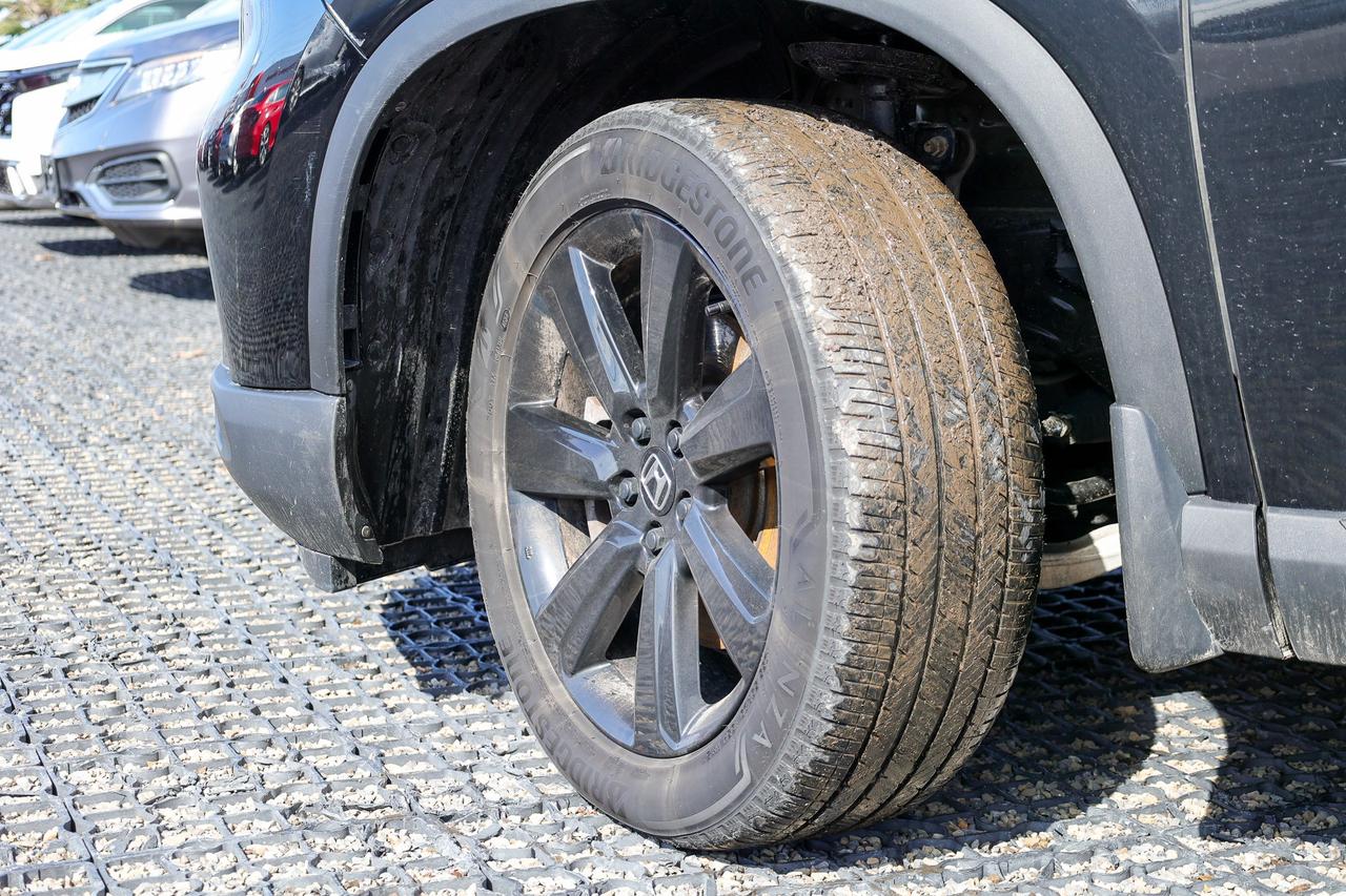 2025 Honda Pilot Black Edition 4dr All-Wheel Drive Photo