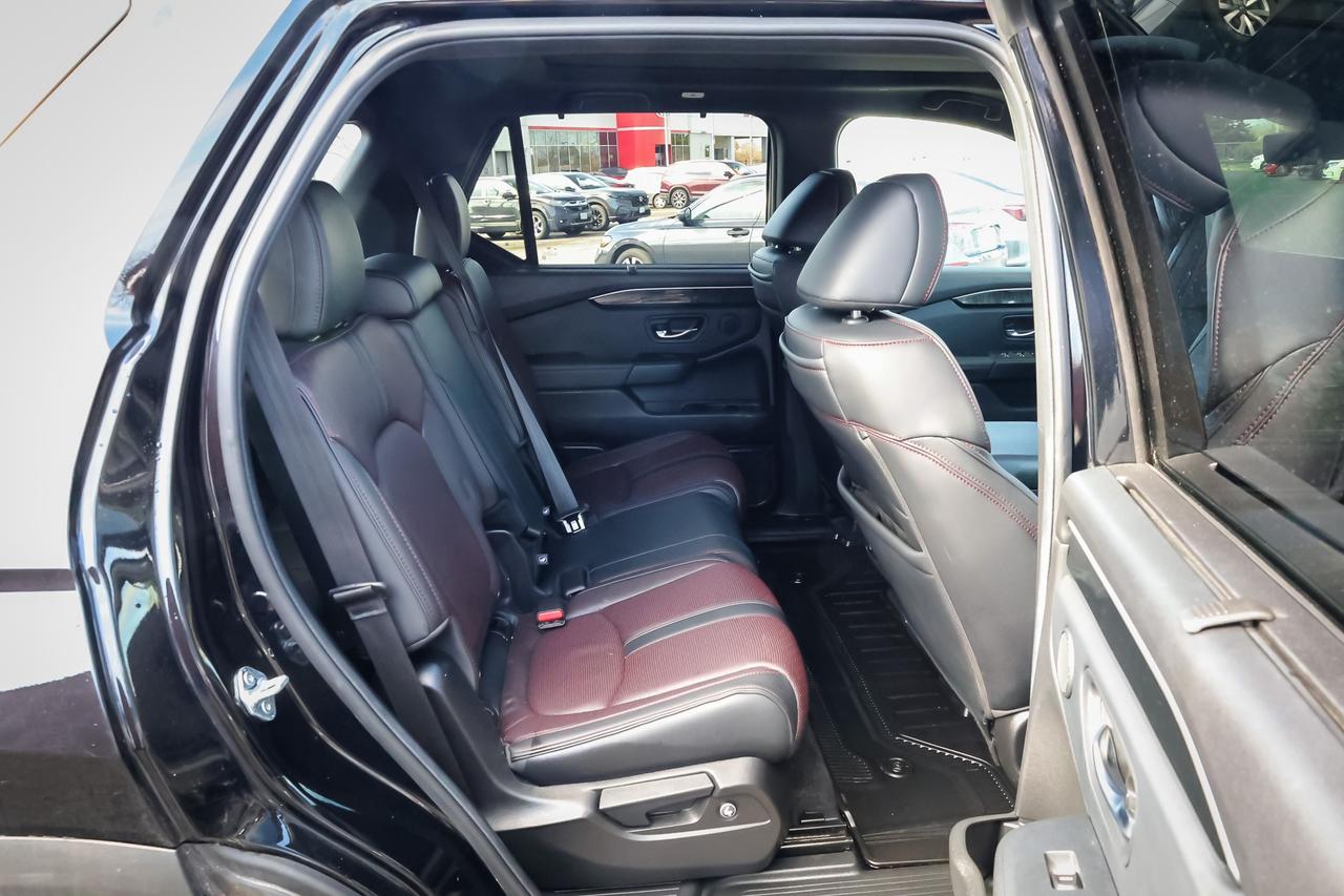 2025 Honda Pilot Black Edition 4dr All-Wheel Drive Photo