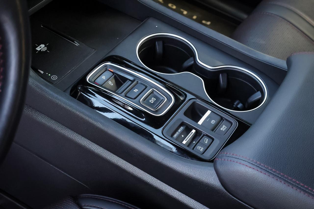 2025 Honda Pilot Black Edition 4dr All-Wheel Drive Photo
