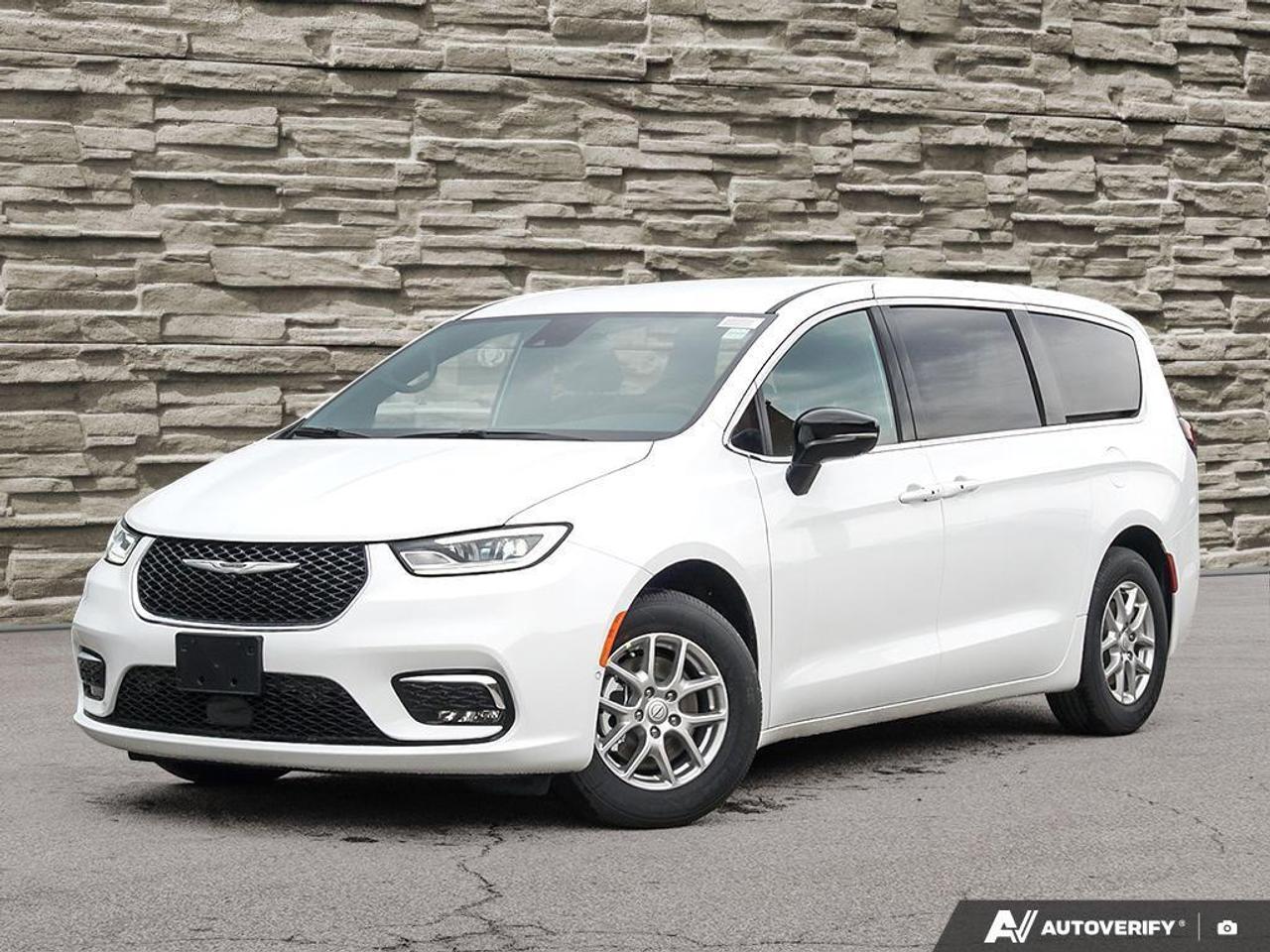 2026 Chrysler Pacifica Select Front-Wheel Drive Passenger Van Photo