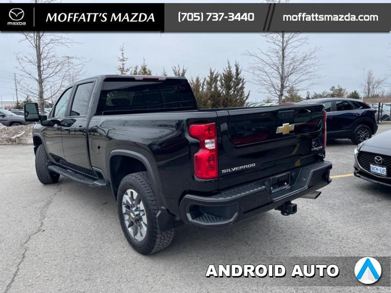 2024 Chevrolet SILVERADO 2500HD Custom Photo2