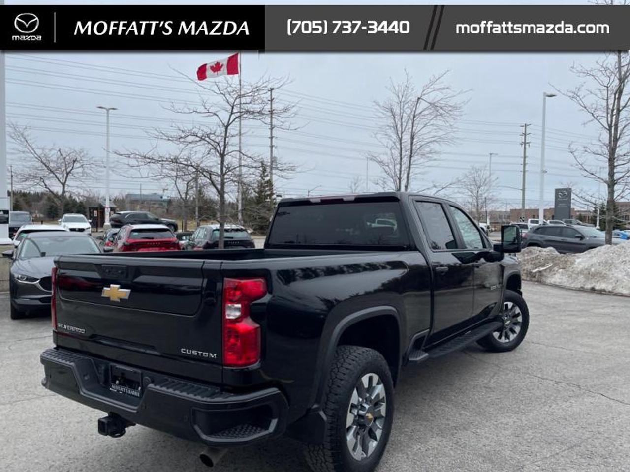 2024 Chevrolet SILVERADO 2500HD Custom Photo