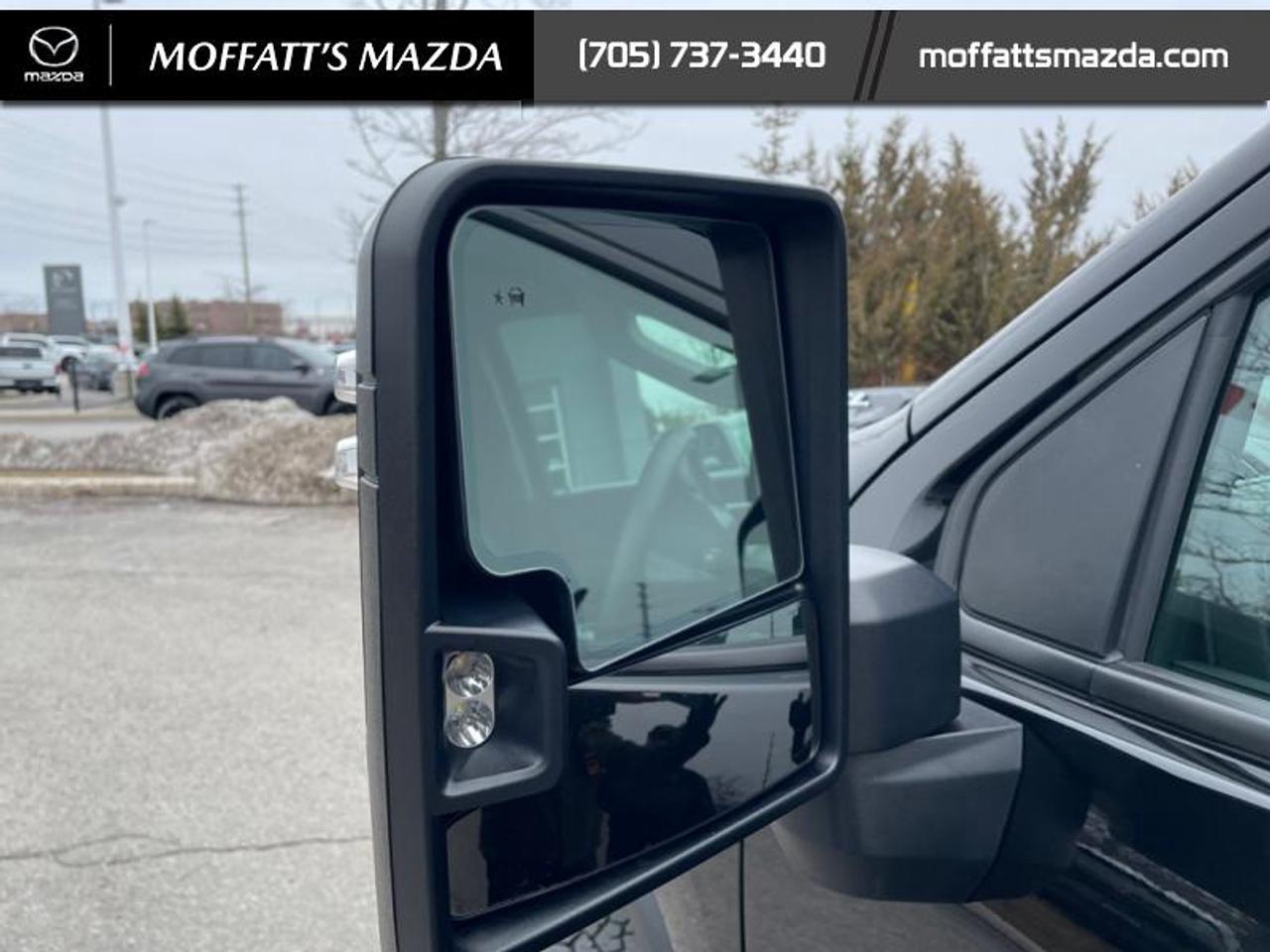 2024 Chevrolet SILVERADO 2500HD Custom Photo