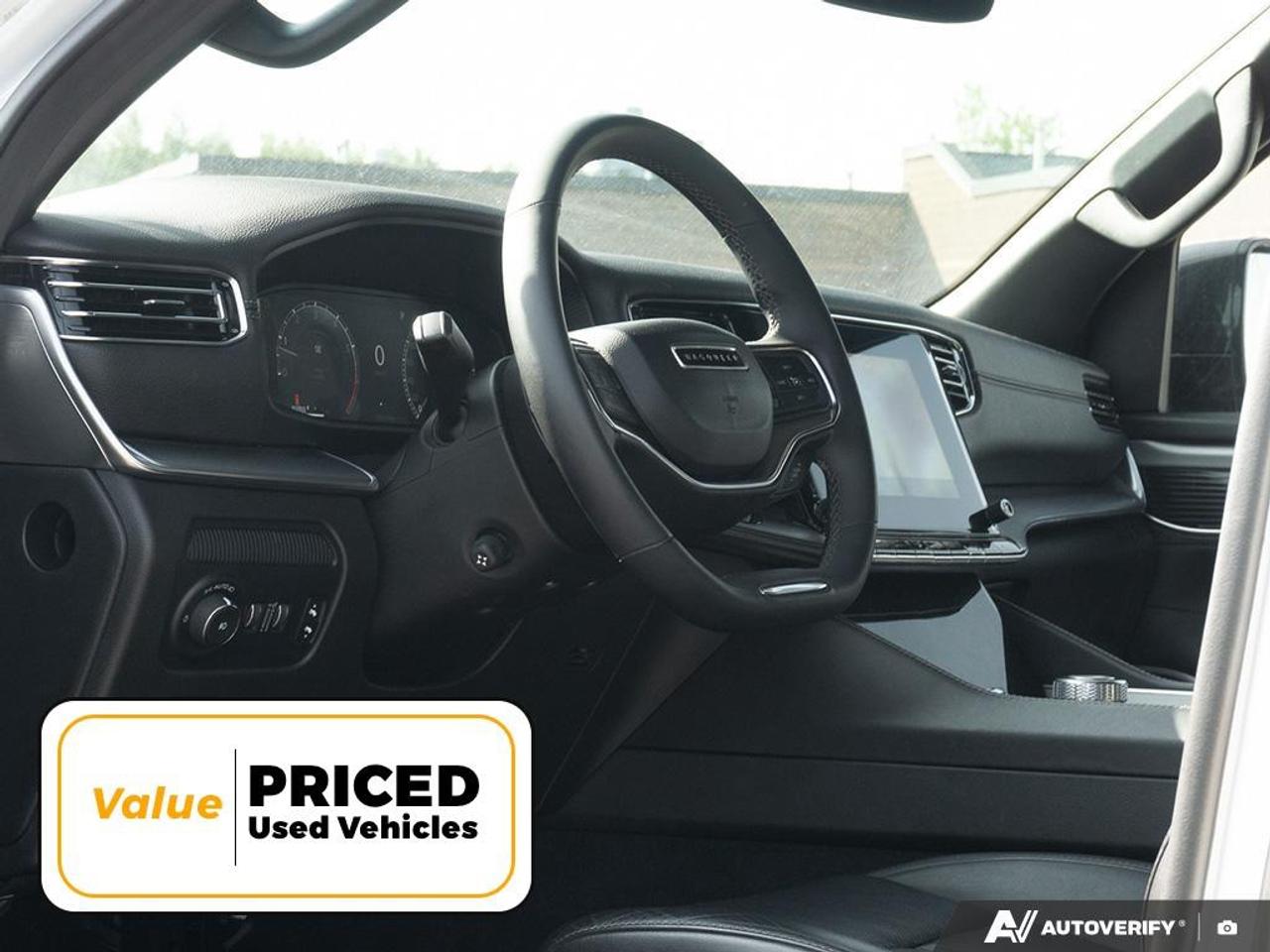 2024 Jeep Wagoneer Series II Carbide 4dr 4x4 Photo