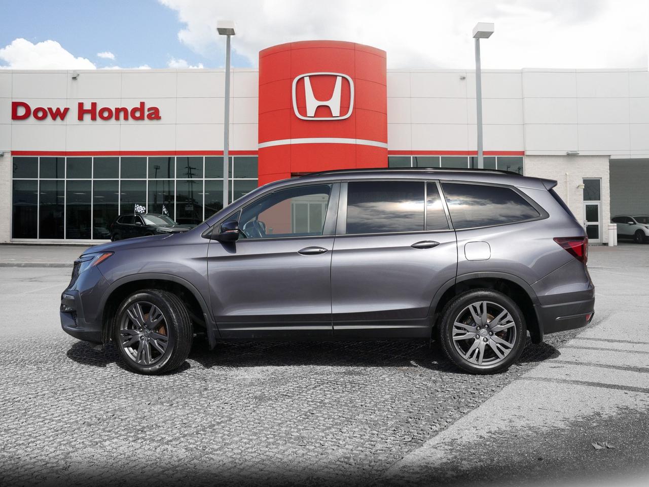 2022 Honda Pilot Sport 4dr All-Wheel Drive Photo