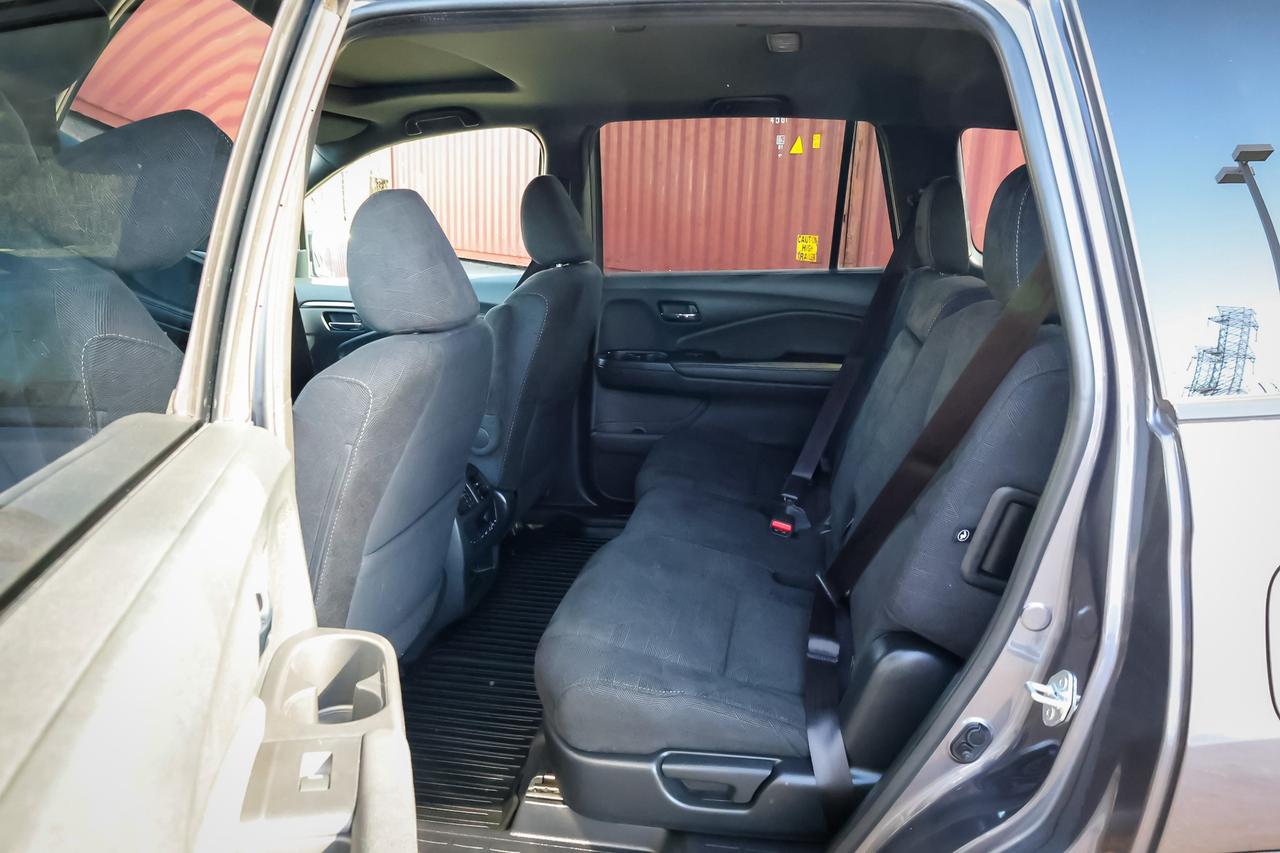2022 Honda Pilot Sport 4dr All-Wheel Drive Photo
