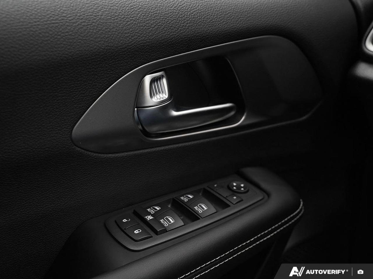 2026 Chrysler Grand Caravan SXT Front-Wheel Drive Passenger Van Photo