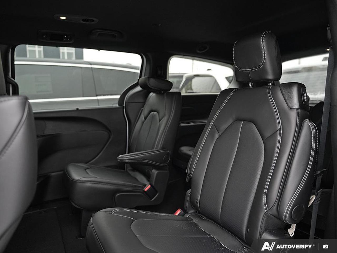 2026 Chrysler Grand Caravan SXT Front-Wheel Drive Passenger Van Photo