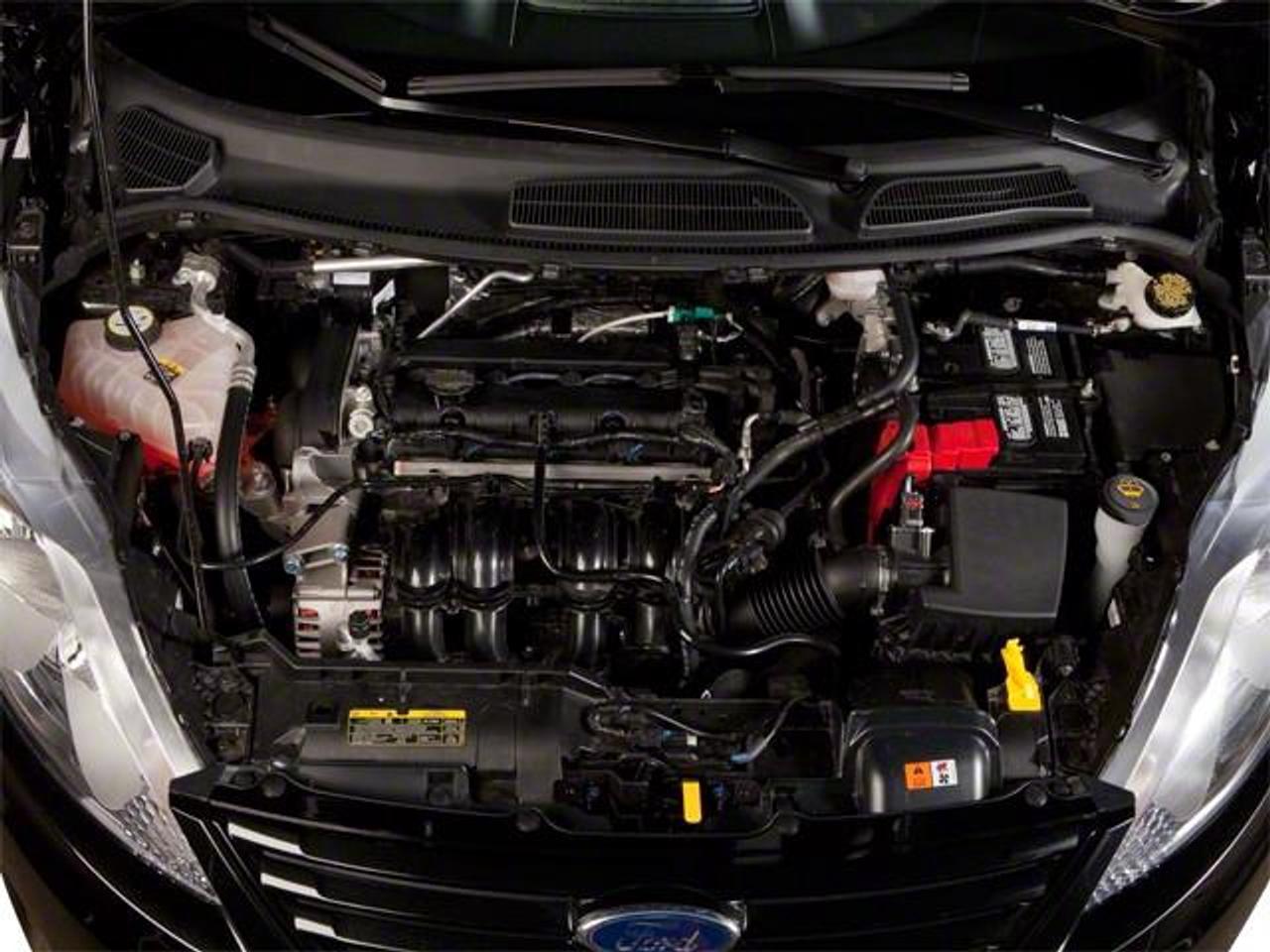 2013 Ford Fiesta SE 4dr Sedan Photo