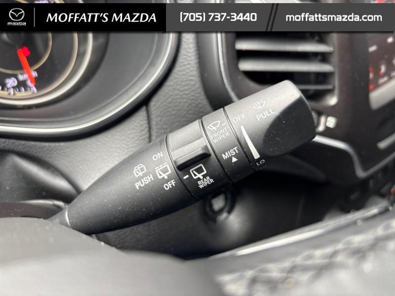 2020 Jeep Cherokee Trailhawk Photo