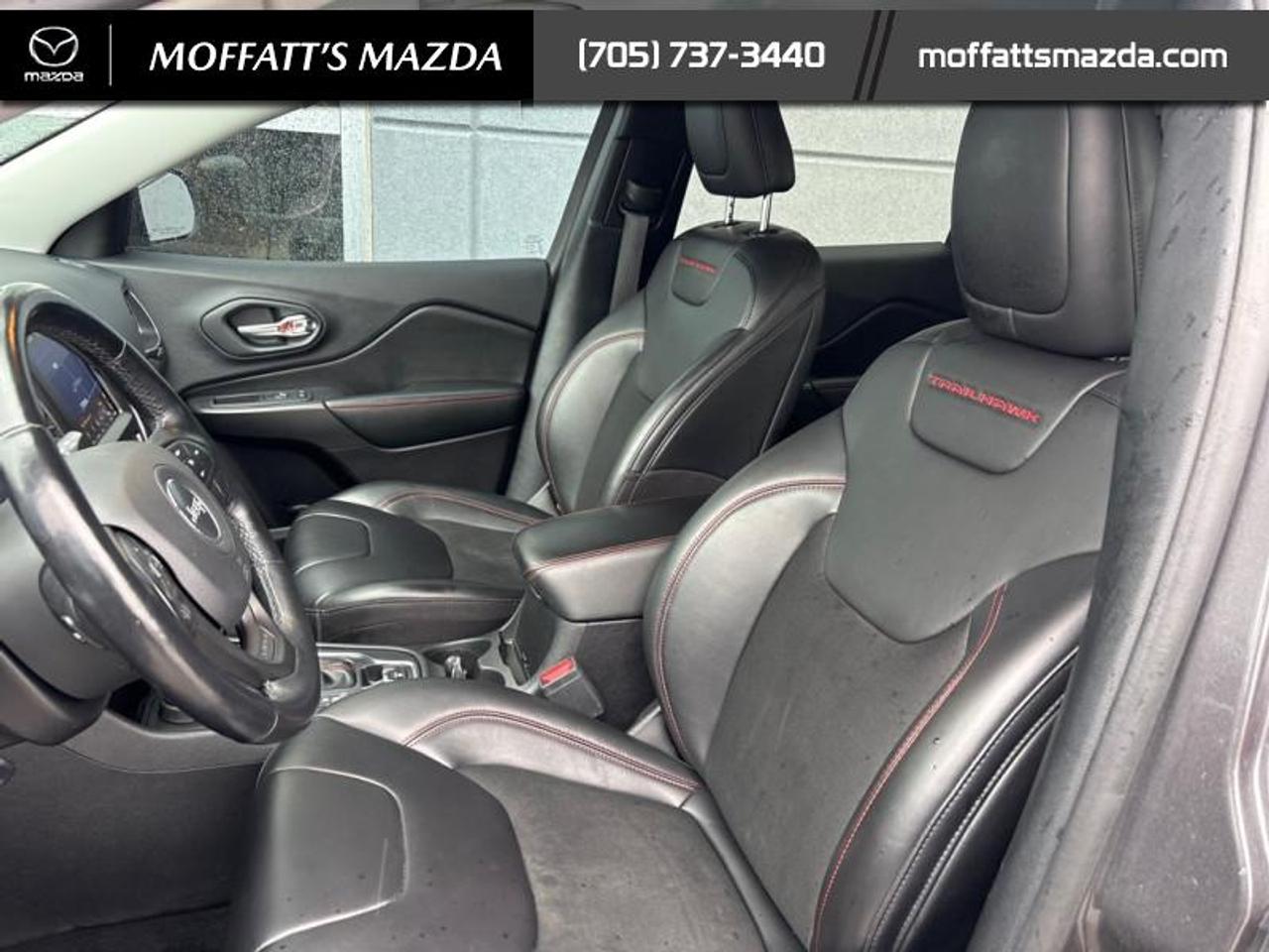 2020 Jeep Cherokee Trailhawk Photo