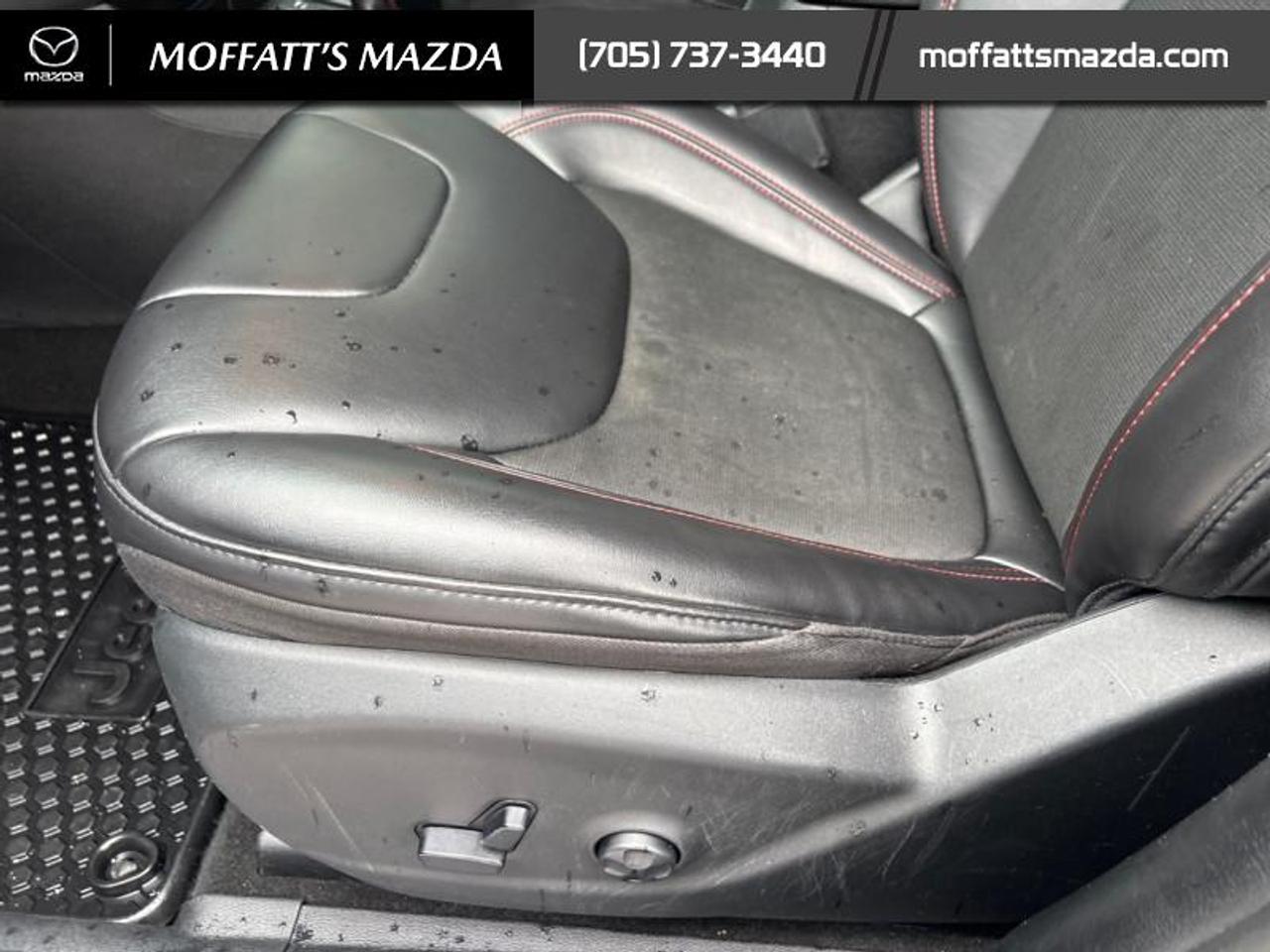 2020 Jeep Cherokee Trailhawk Photo