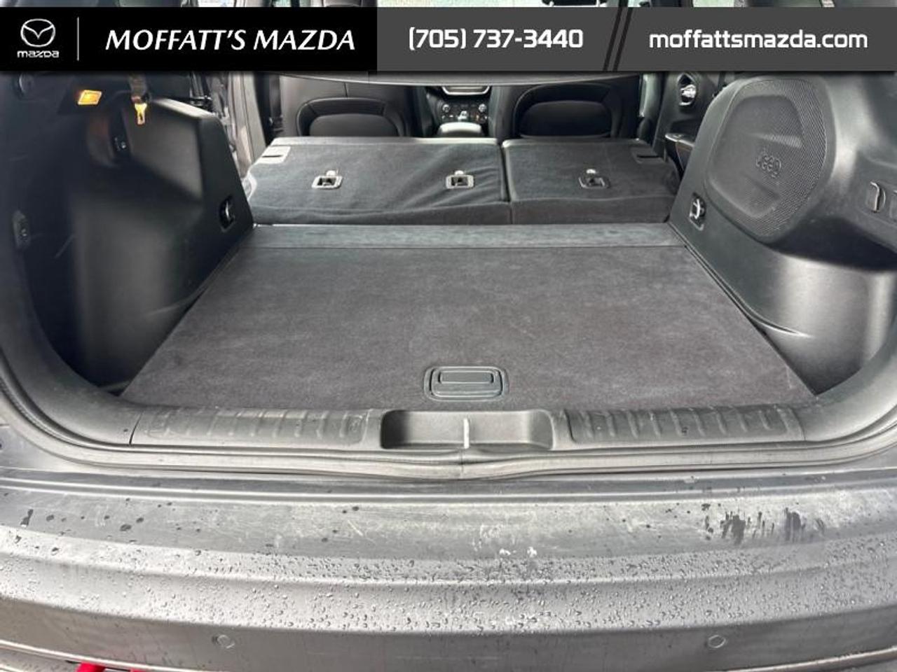 2020 Jeep Cherokee Trailhawk Photo