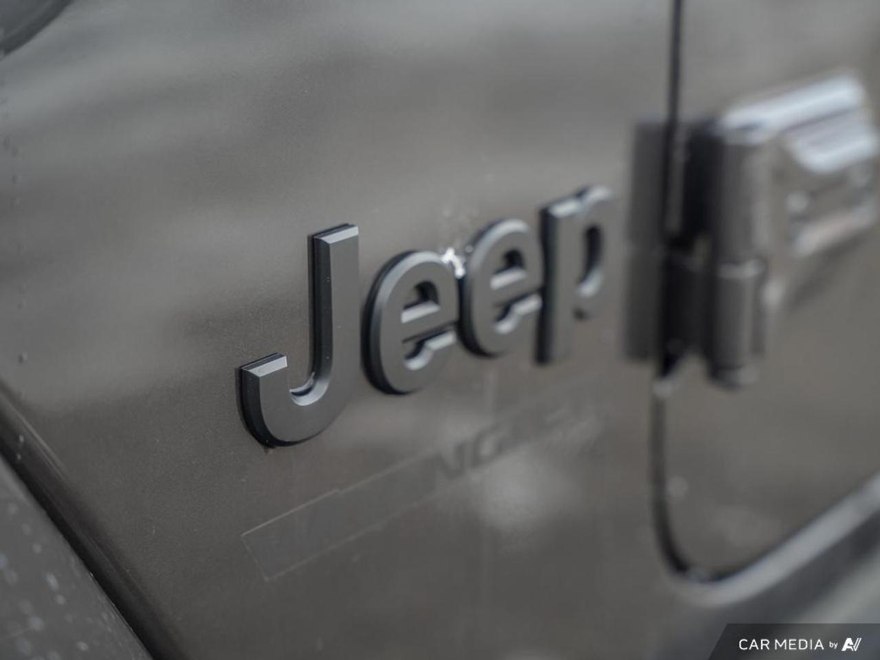 2025 Jeep Wrangler SAHARA 4DR 4X4 Photo