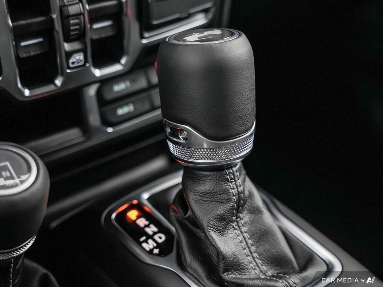 2025 Jeep Wrangler SAHARA 4DR 4X4 Photo