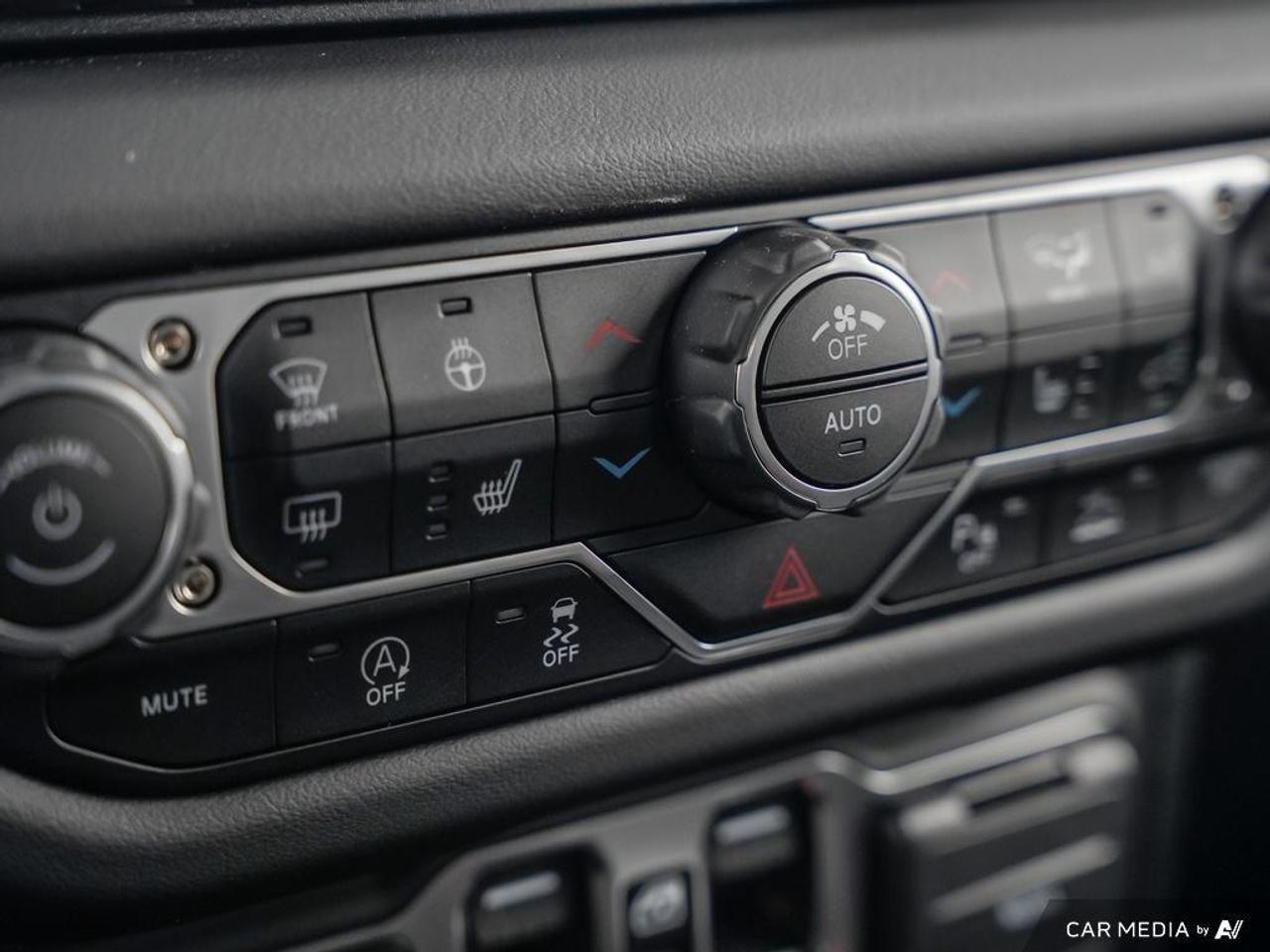 2025 Jeep Wrangler SAHARA 4DR 4X4 Photo