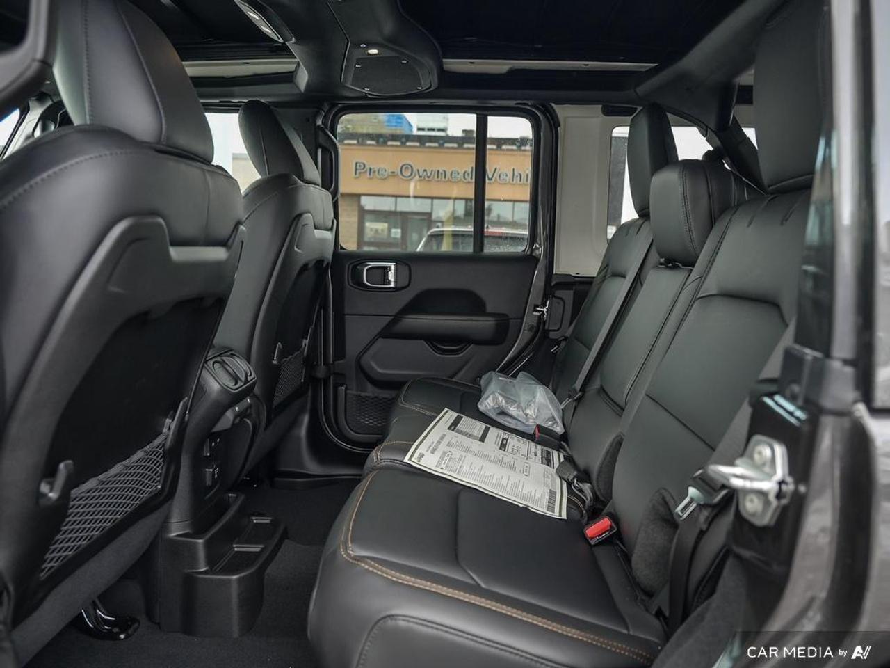 2025 Jeep Wrangler SAHARA 4DR 4X4 Photo