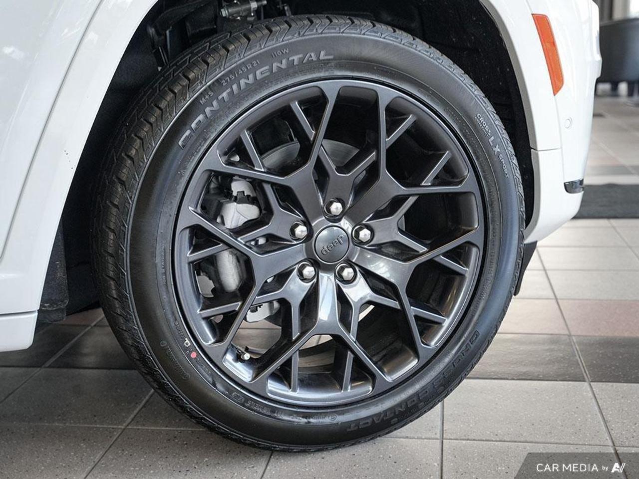 2025 Jeep Grand Cherokee L Summit 4dr 4x4 Photo