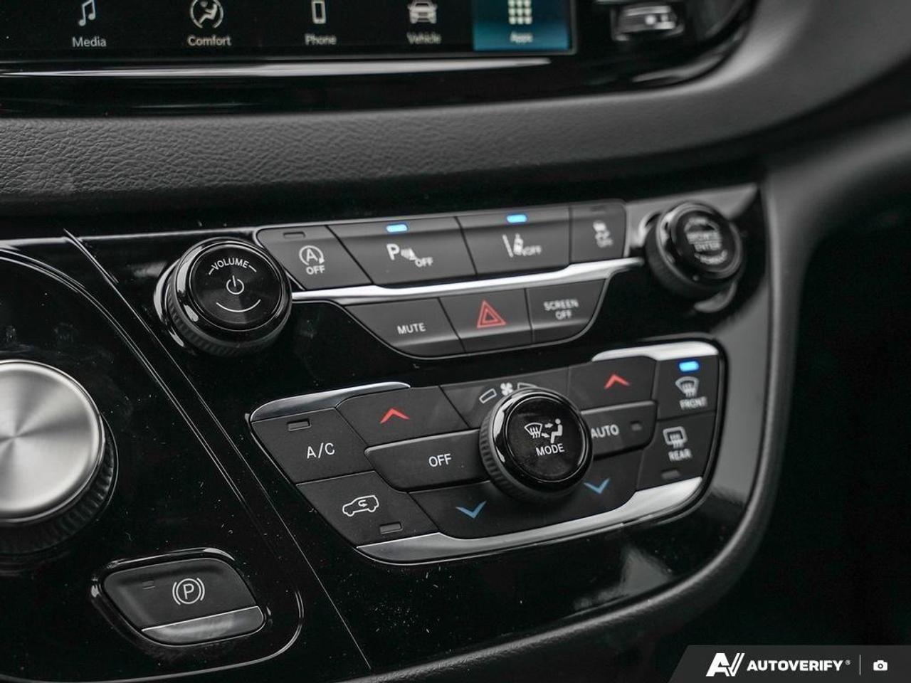 2026 Chrysler Grand Caravan SXT Front-Wheel Drive Passenger Van Photo