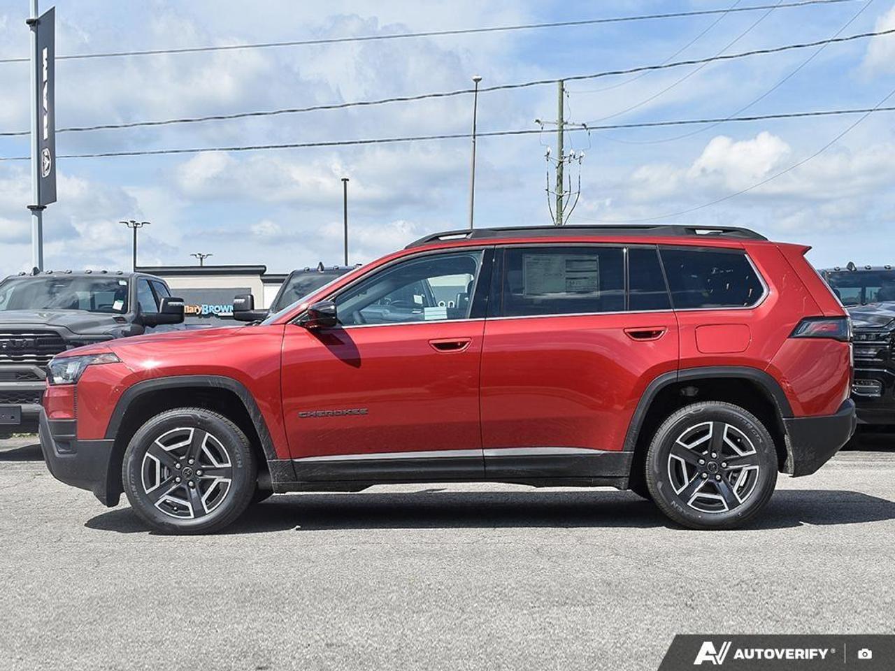 2026 Jeep Cherokee Laredo/Limited 4dr 4x4 Photo