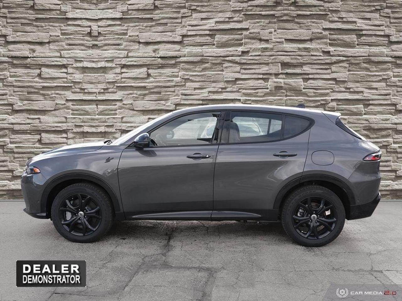 2024 Dodge Hornet PHEV R/T Plus 4dr EAWD Sport Utility Photo