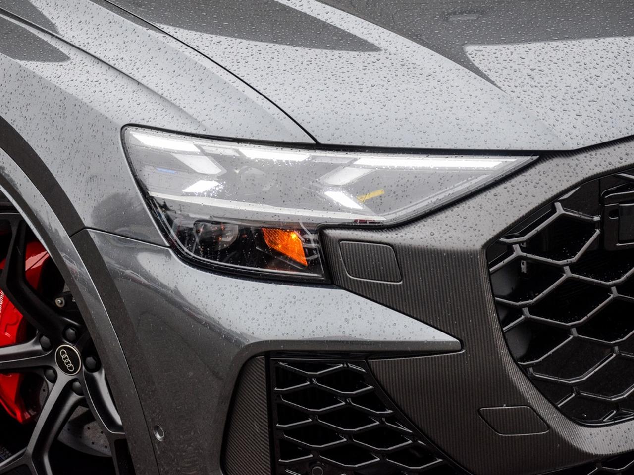 2025 Audi RS Q8 performance 4dr All-Wheel Drive quattro Sport Utility Photo