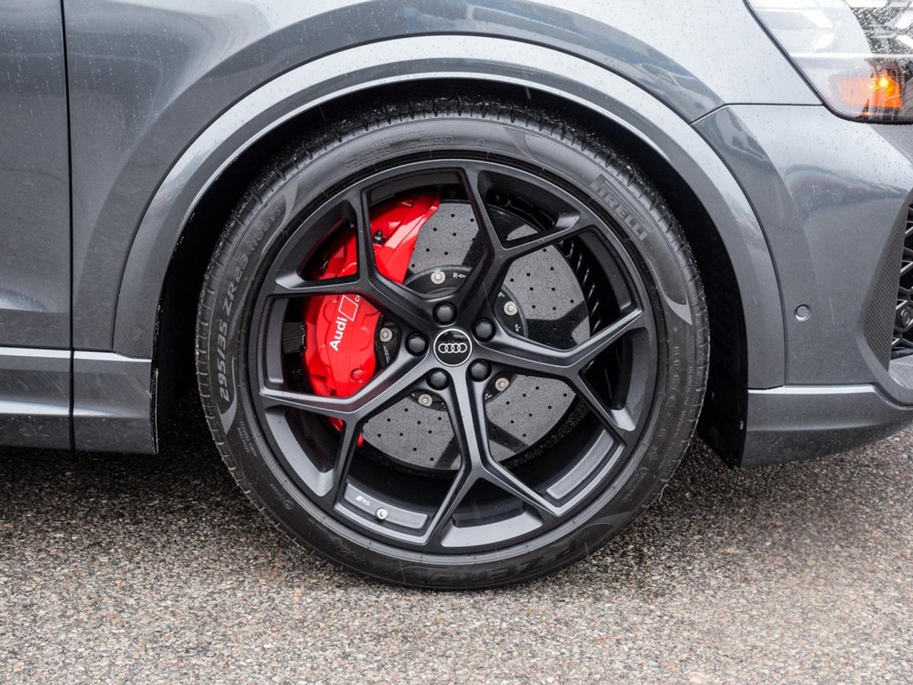 2025 Audi RS Q8 performance 4dr All-Wheel Drive quattro Sport Utility Photo