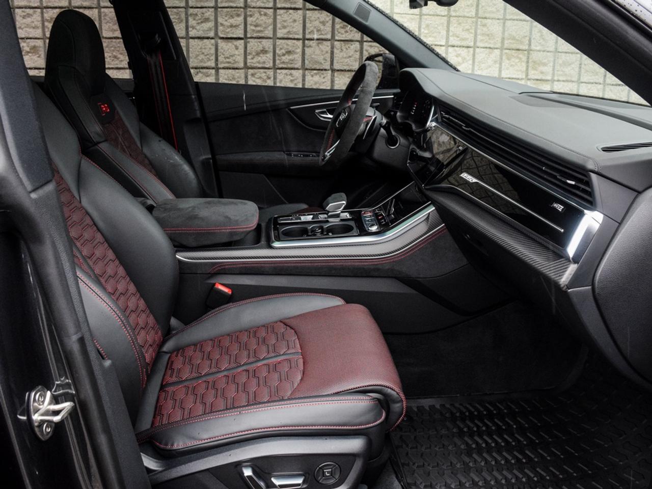 2025 Audi RS Q8 performance 4dr All-Wheel Drive quattro Sport Utility Photo