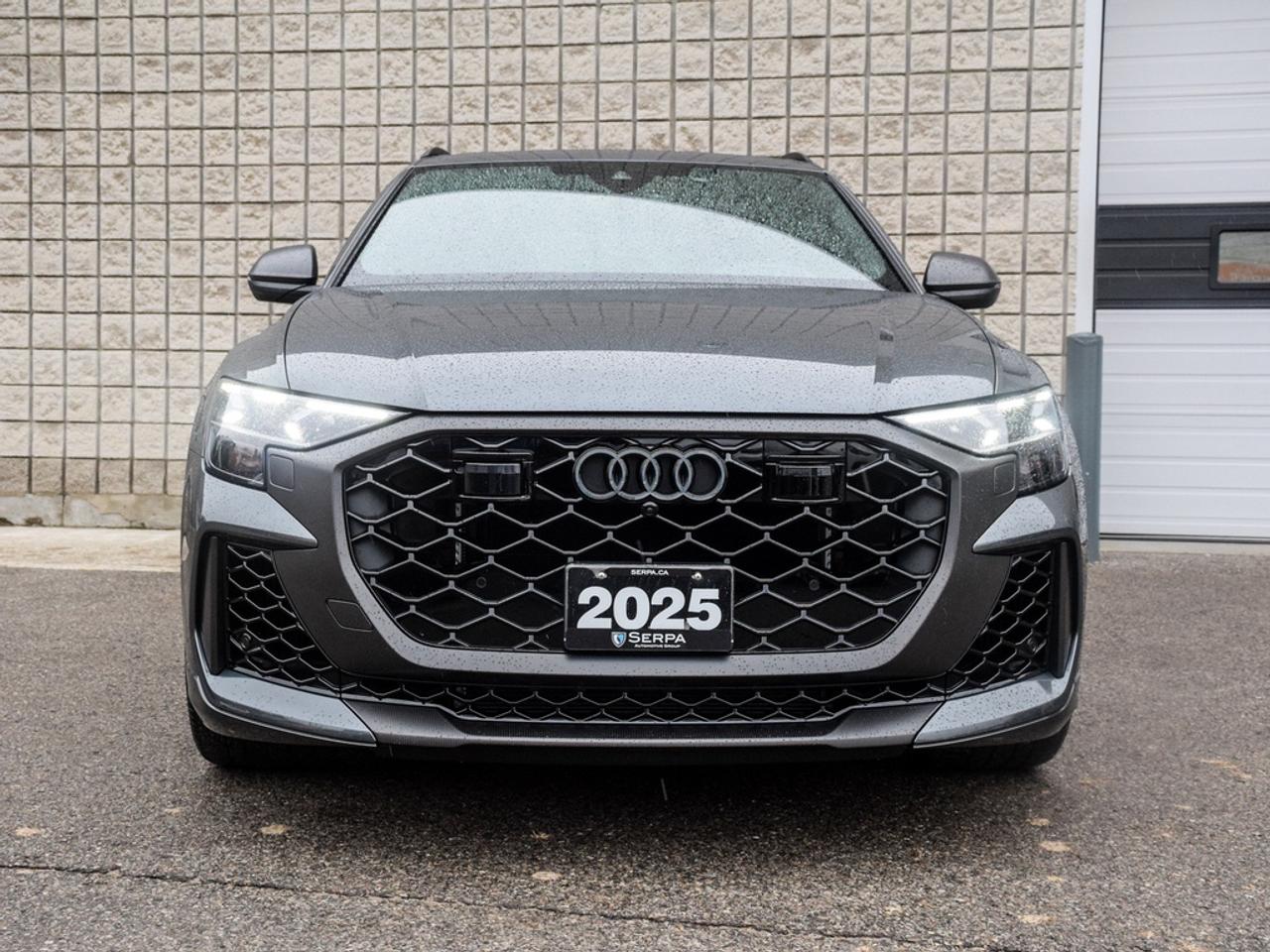 2025 Audi RS Q8 performance 4dr All-Wheel Drive quattro Sport Utility Photo